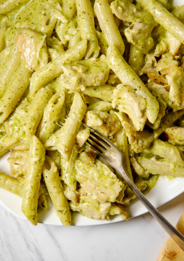 Easy and Delicious Pesto Pasta Recipe with Chicken